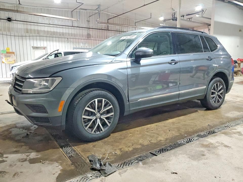 2020 VOLKSWAGEN TIGUAN SE