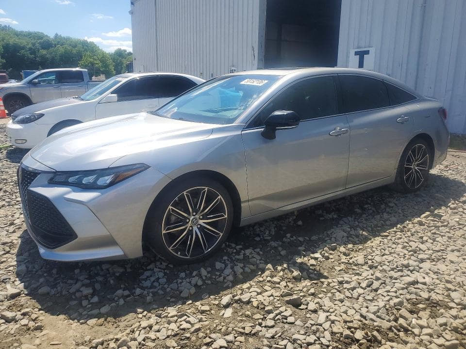 2019 TOYOTA AVALON XSE - 1