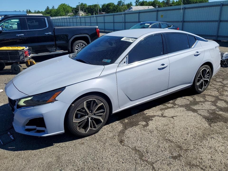 2023 NISSAN ALTIMA SR - 1