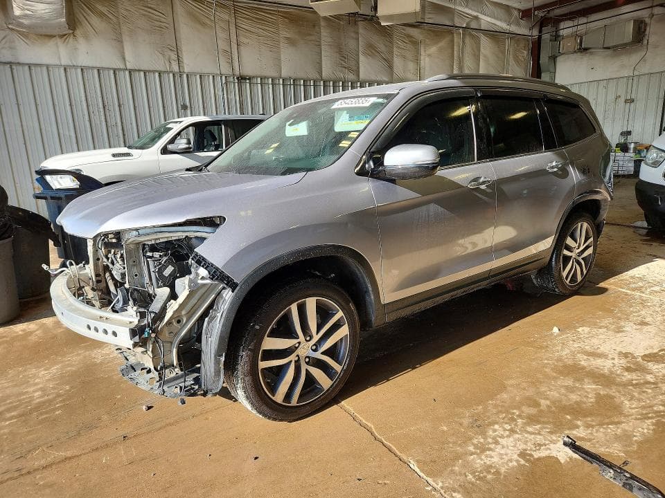 2016 HONDA PILOT TOURING - 1