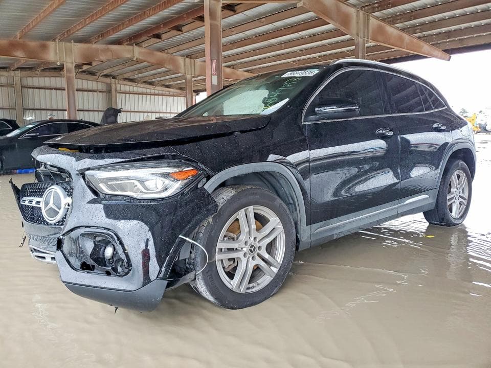 2021 MERCEDES-BENZ GLA 250 4MATIC - 1