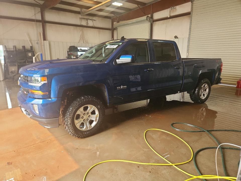 2018 CHEVROLET SILVERADO K1500 LT - 1