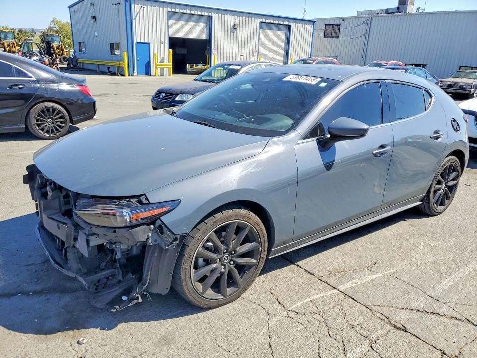 2019 MAZDA 3 PREMIUM - 1