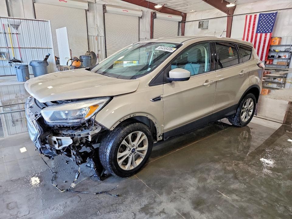 2017 FORD ESCAPE SE - 1