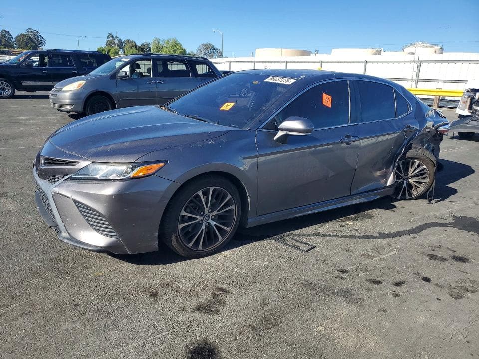 2019 TOYOTA CAMRY SE