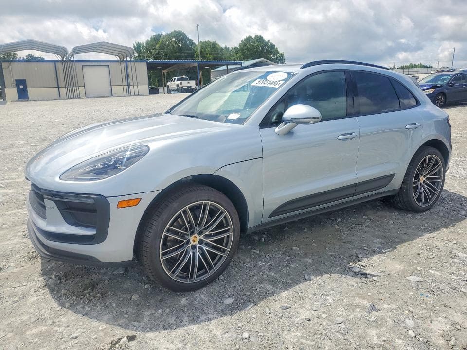 2026 PORSCHE MACAN BASE - 1