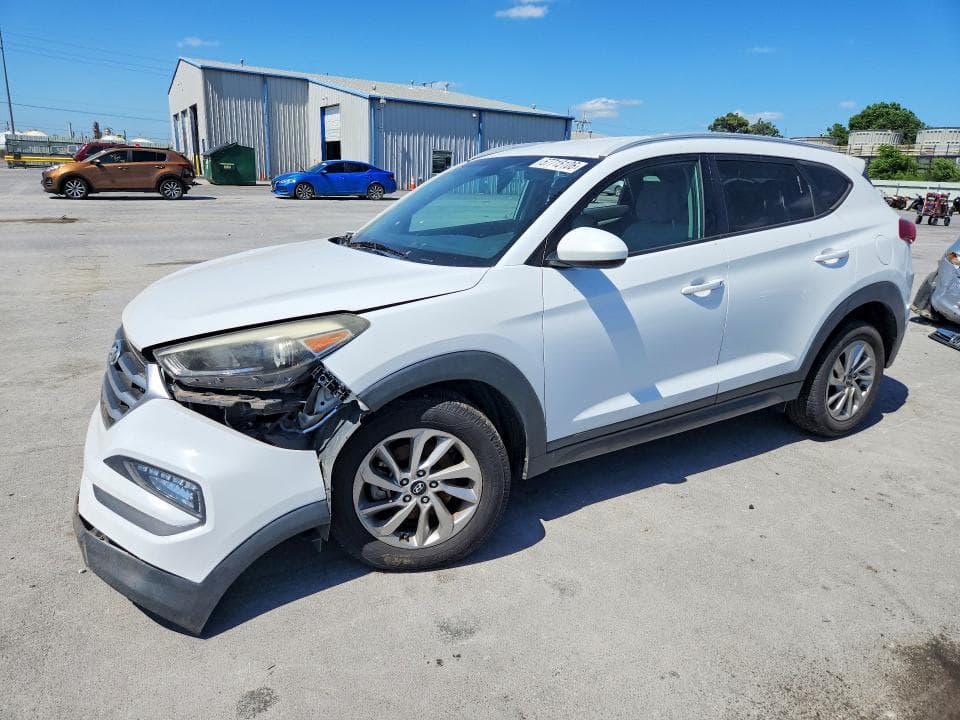 2016 HYUNDAI TUCSON SE - 1