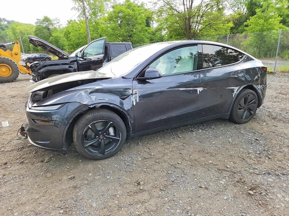 2026 TESLA MODEL Y - 1