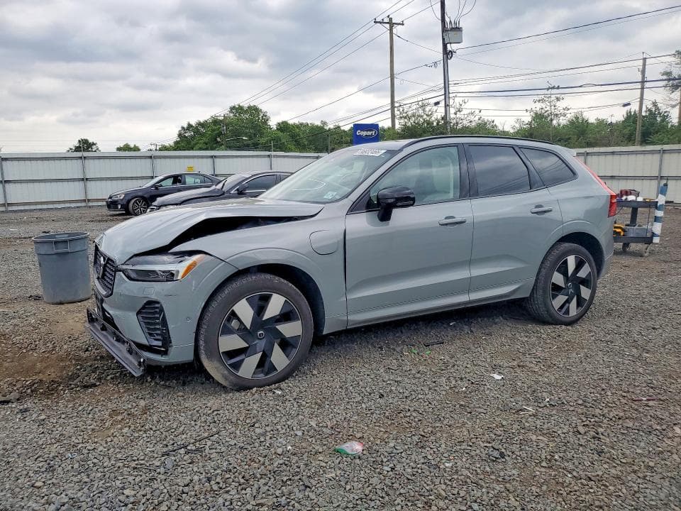 2025 VOLVO XC60 PLUS - 1