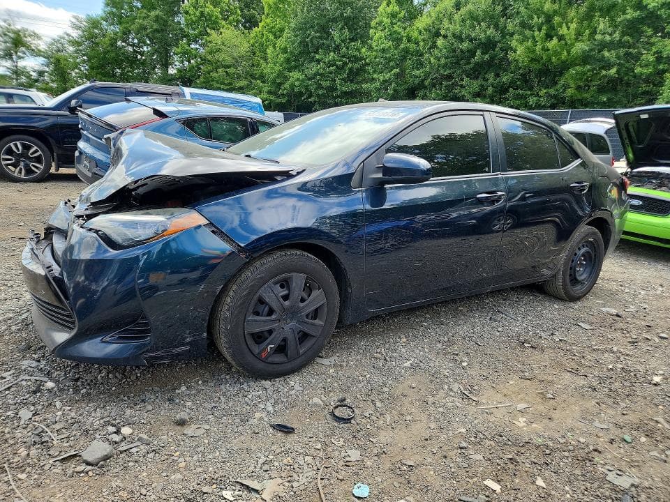 2018 TOYOTA COROLLA LE - 1