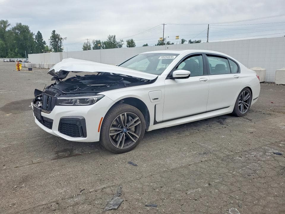 2022 BMW 745XE - 1