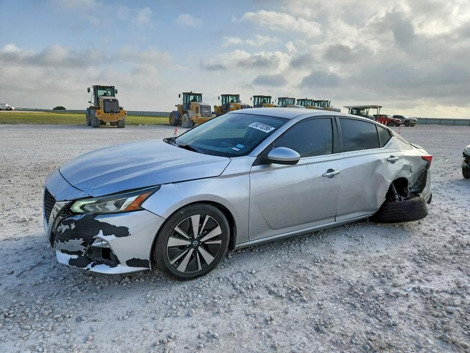2022 NISSAN ALTIMA SV - 1