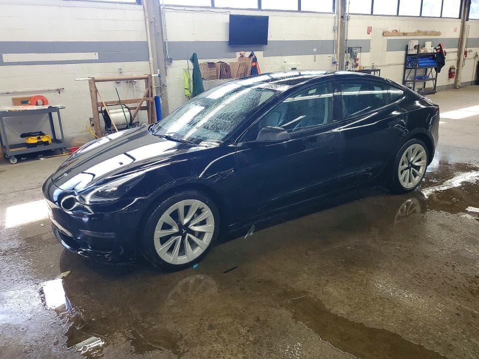 2022 TESLA MODEL 3