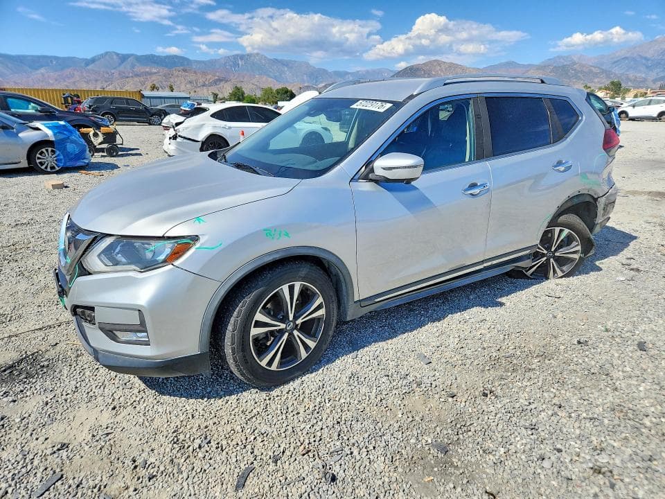 2018 NISSAN ROGUE SL