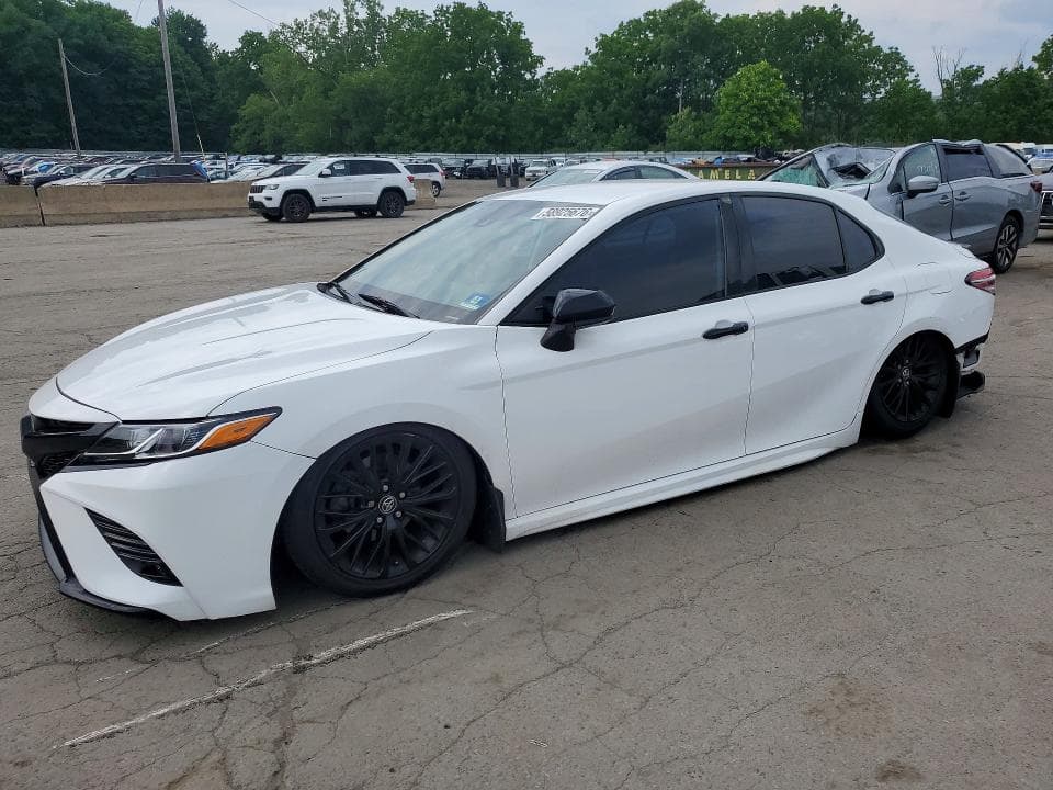 2020 TOYOTA CAMRY SE NIGHTSHADE - 1