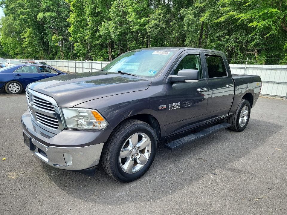 2018 RAM 1500 SLT - 1