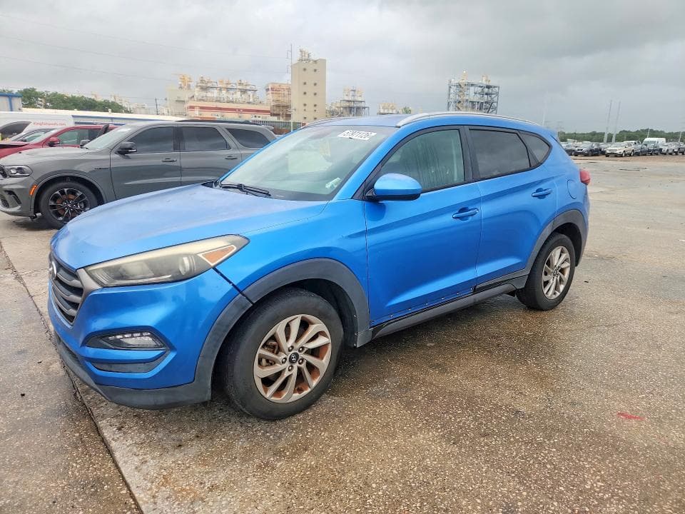 2016 HYUNDAI TUCSON SE - 1