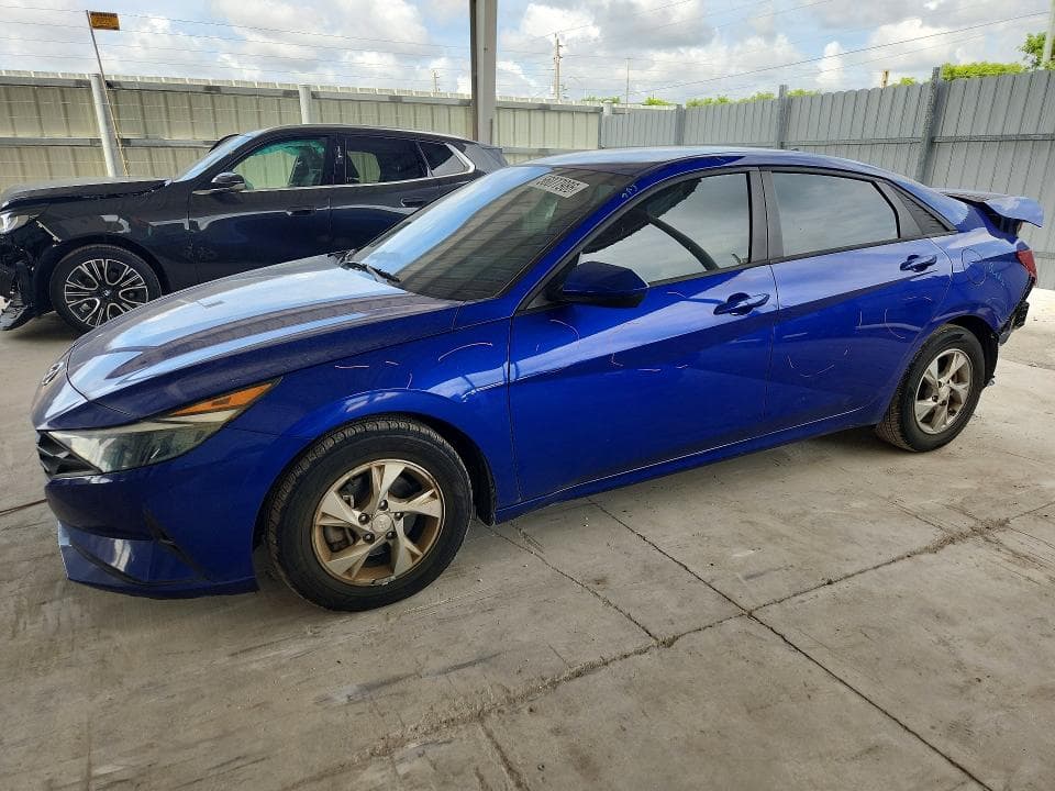 2022 HYUNDAI ELANTRA SE