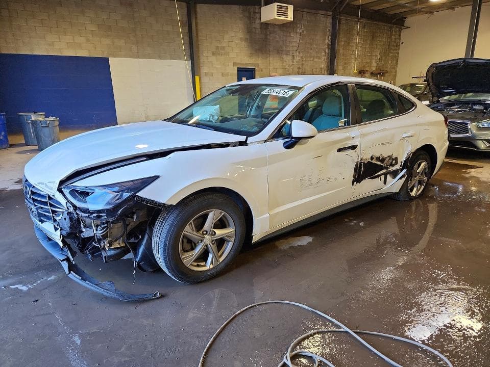 2022 HYUNDAI SONATA SE - 1