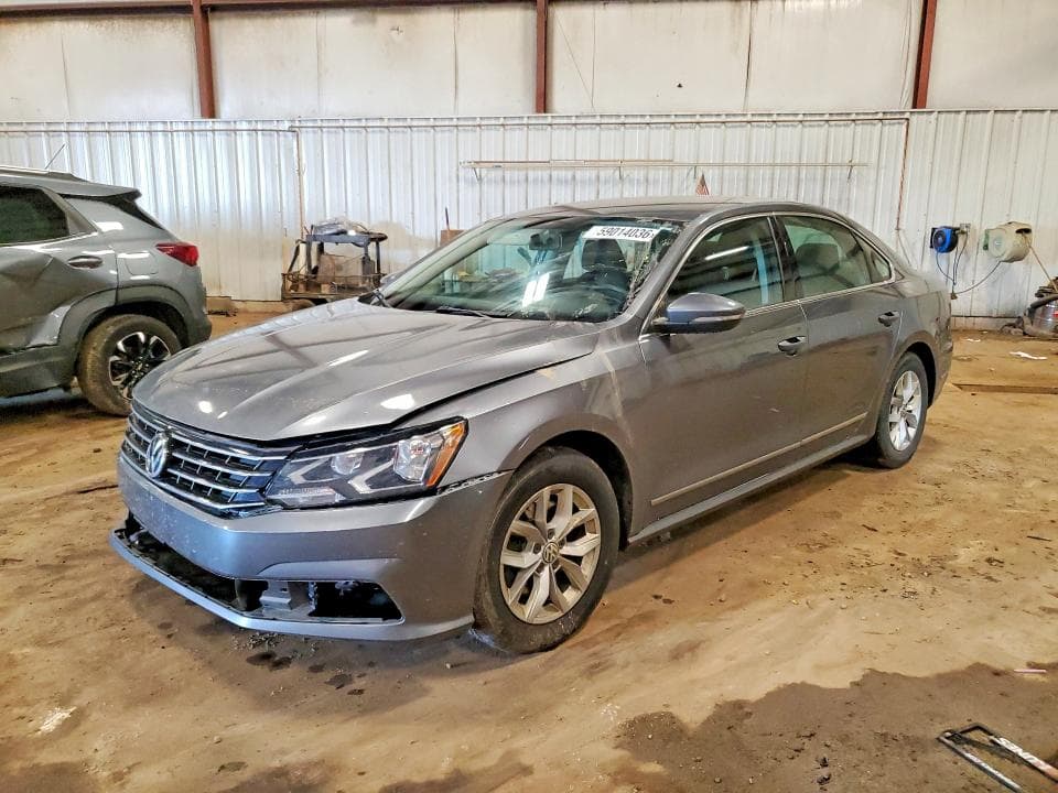 2017 VOLKSWAGEN PASSAT S - 1