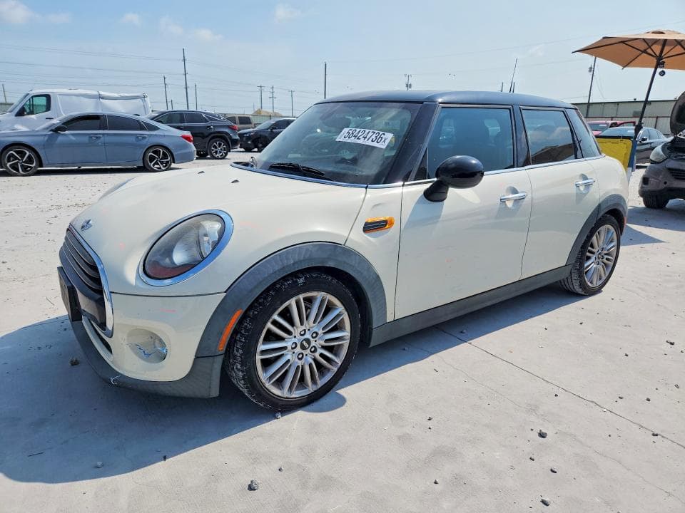 2016 MINI COOPER - 1