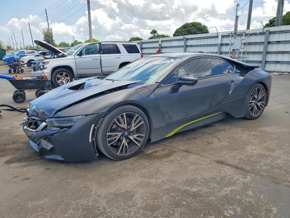 2017 BMW I8 - 1