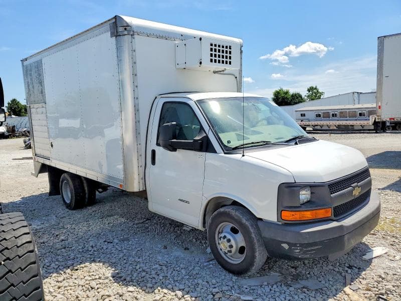 2016 CHEVROLET EXPRESS G4500 - 1