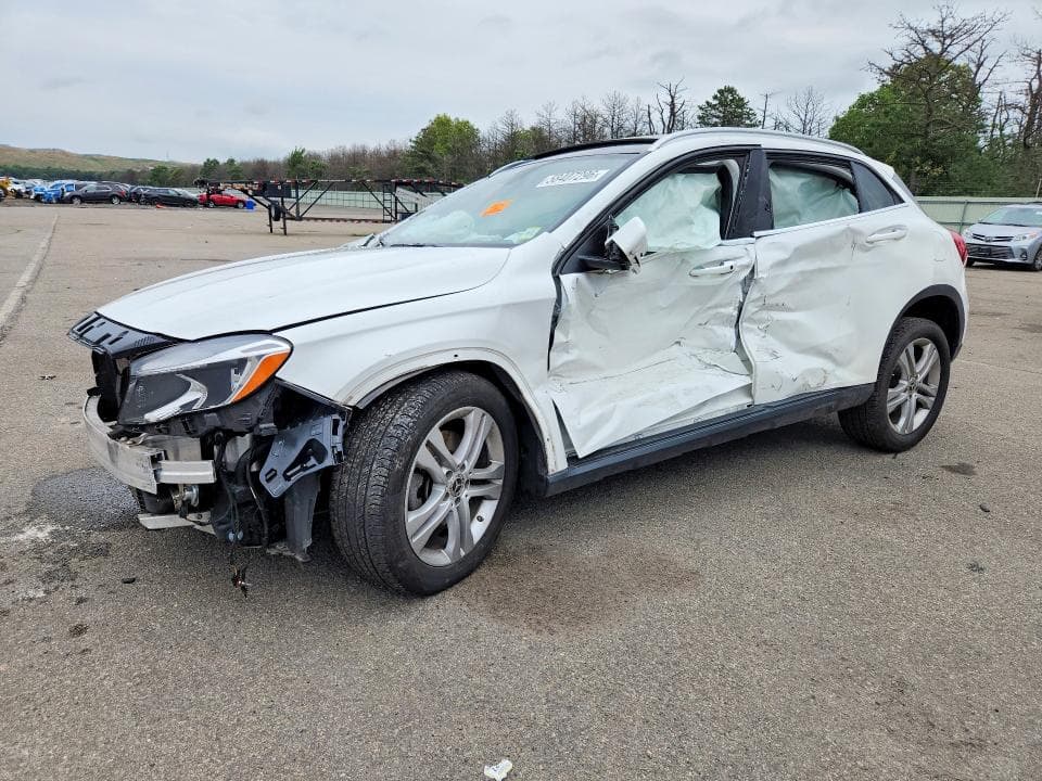 2018 MERCEDES-BENZ GLA 250 4MATIC - 1