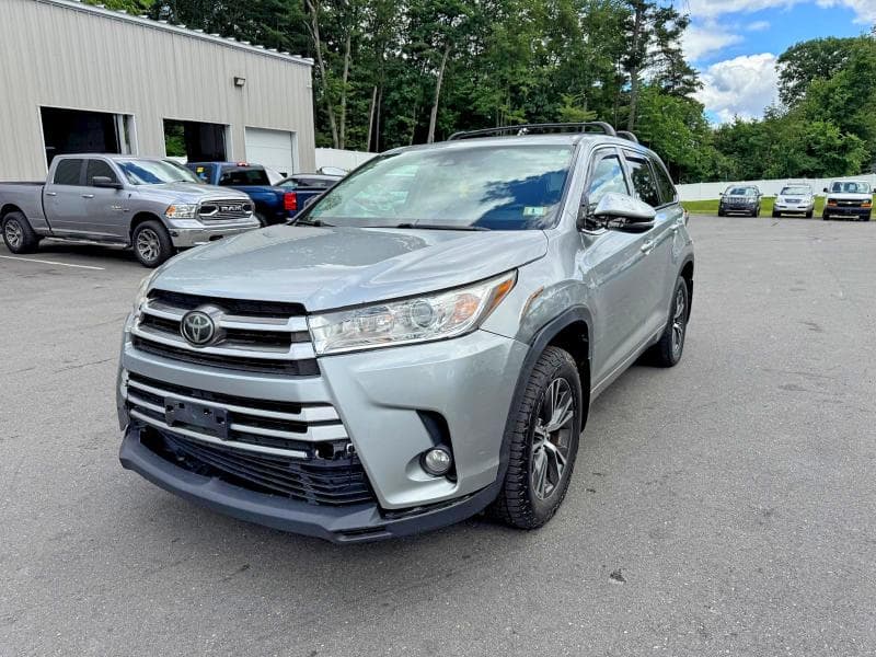2017 TOYOTA HIGHLANDER LE PLUS - 1