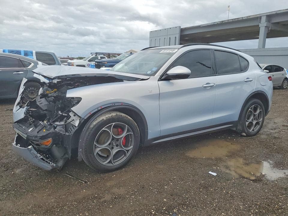 2022 ALFA ROMEO STELVIO TI - 1