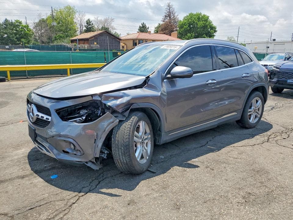 2021 MERCEDES-BENZ GLA 250 4MATIC - 1