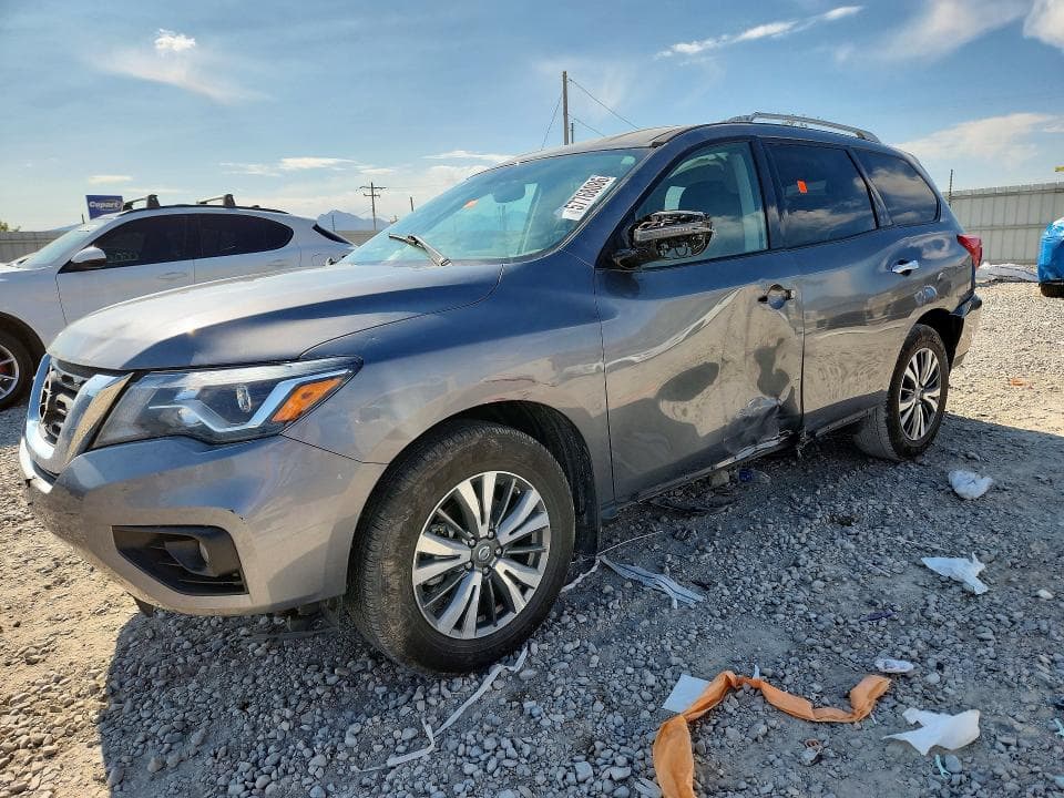 2017 NISSAN PATHFINDER SV - 1