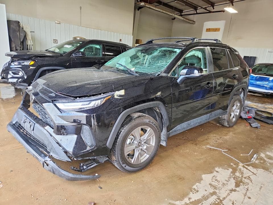 2025 TOYOTA RAV4 XLE XLE - 1