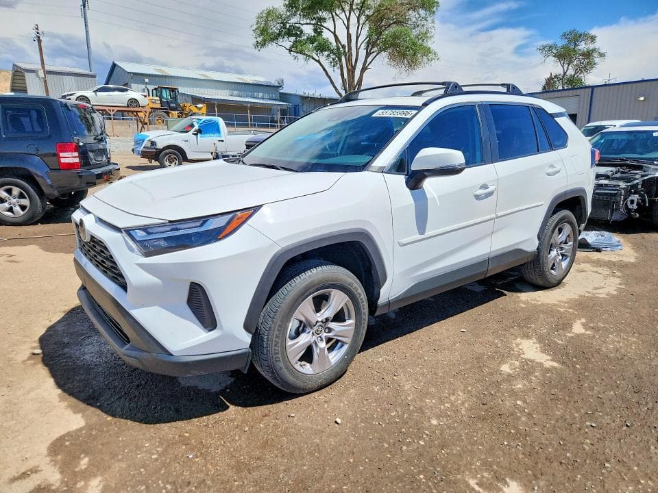2023 TOYOTA RAV4 XLE - 1