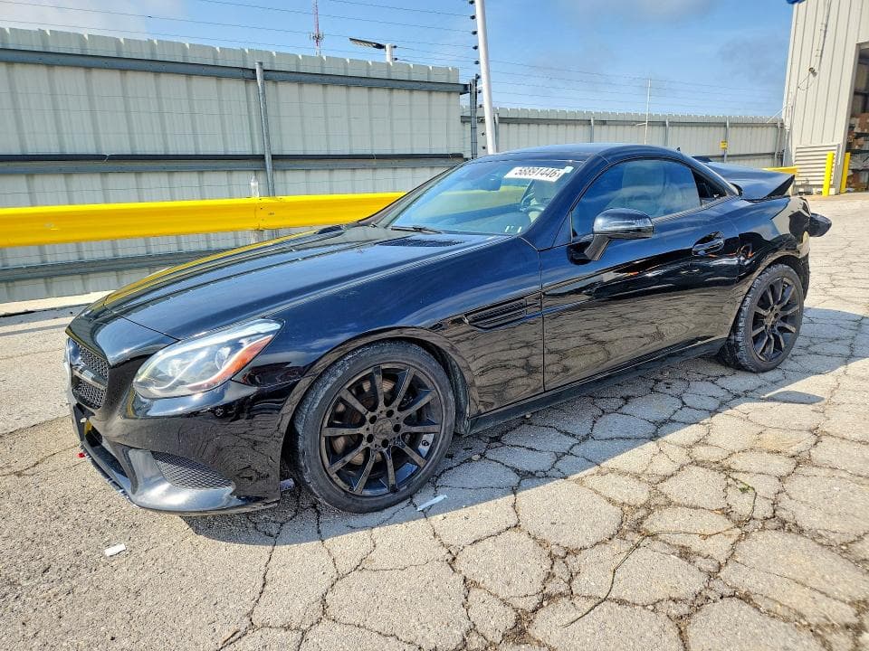 2017 MERCEDES-BENZ SLC 300 - 1