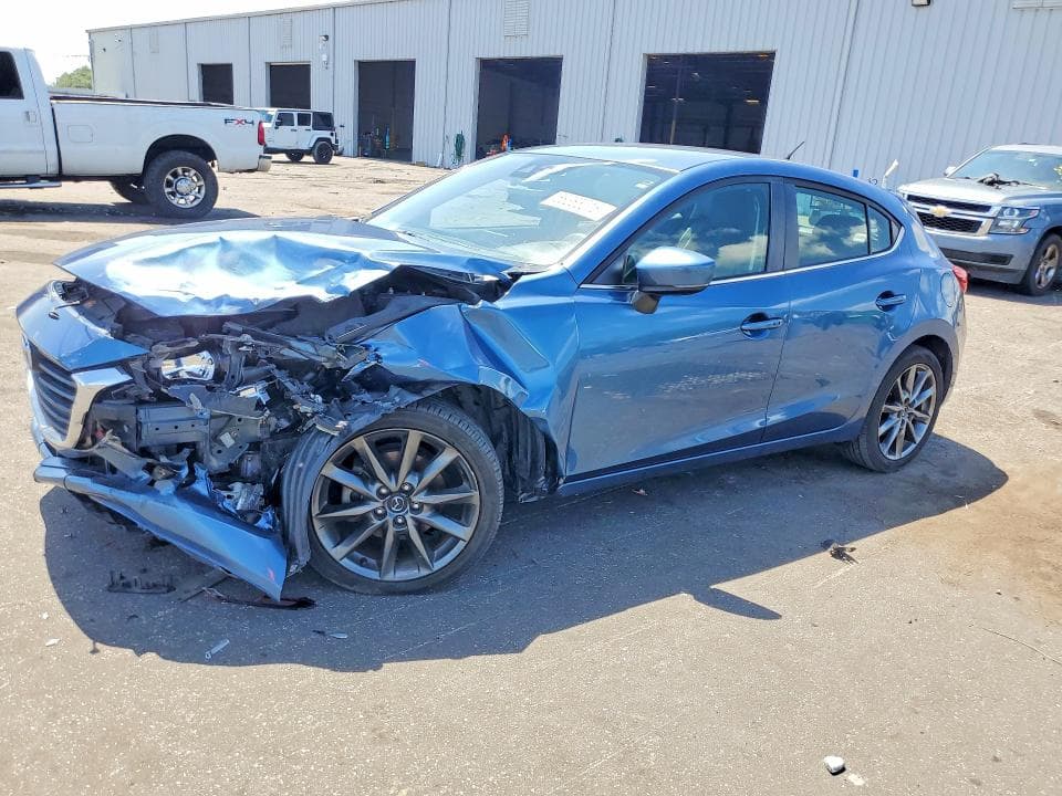 2018 MAZDA 3 TOURING - 1
