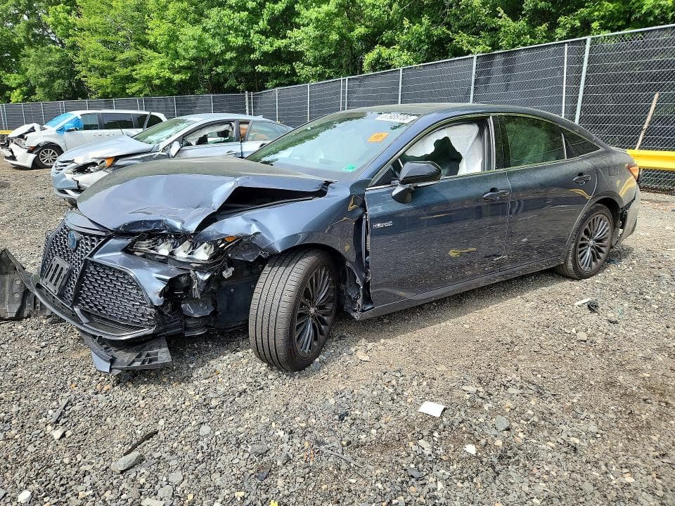 2019 TOYOTA AVALON HYBRID XSE - 1