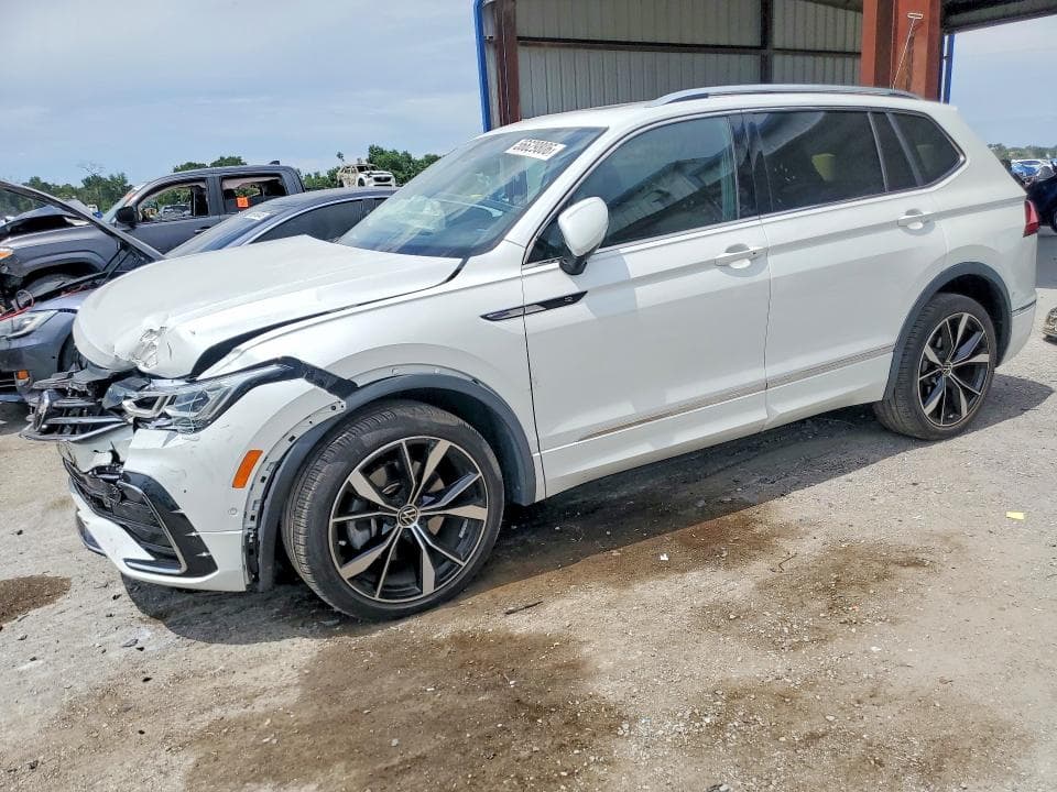 2024 VOLKSWAGEN TIGUAN SEL R-LINE BLACK SEL R-LINE BLACK - 1