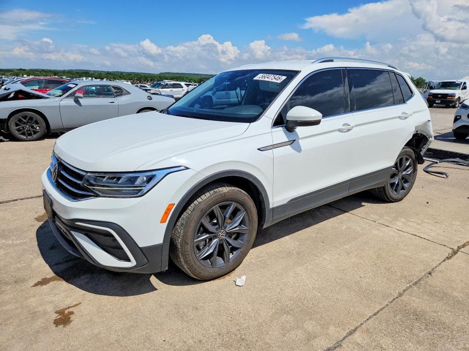 2022 VOLKSWAGEN TIGUAN SE - 1