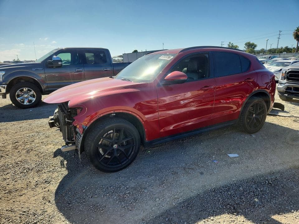2018 ALFA ROMEO STELVIO TI SPORT - 1