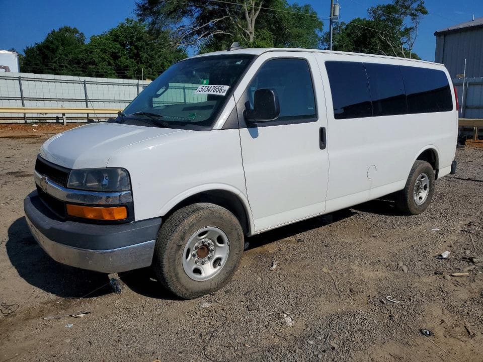 2016 CHEVROLET EXPRESS G3500 LT - 1