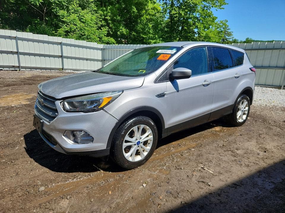 2017 FORD ESCAPE SE - 1