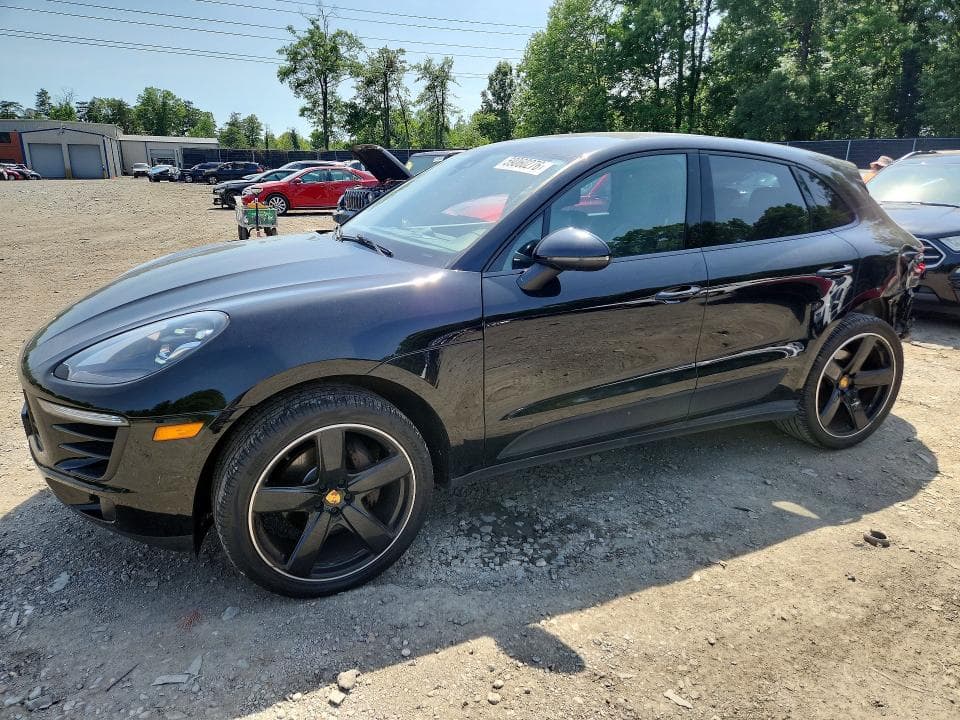 2017 PORSCHE MACAN - 1