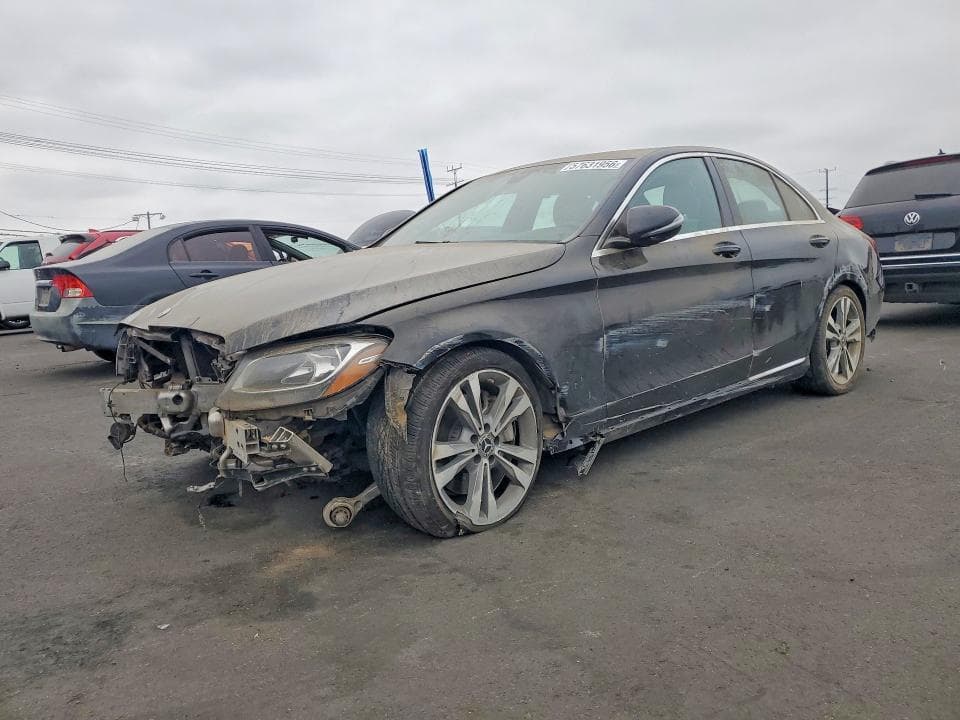 2018 MERCEDES-BENZ C 300 - 1