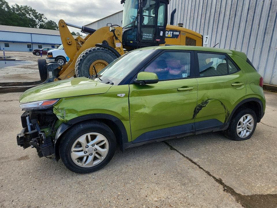 2024 HYUNDAI VENUE SE - 1