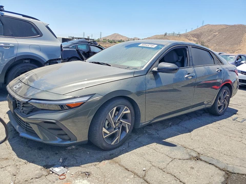 2025 HYUNDAI ELANTRA SEL SPORT - 1