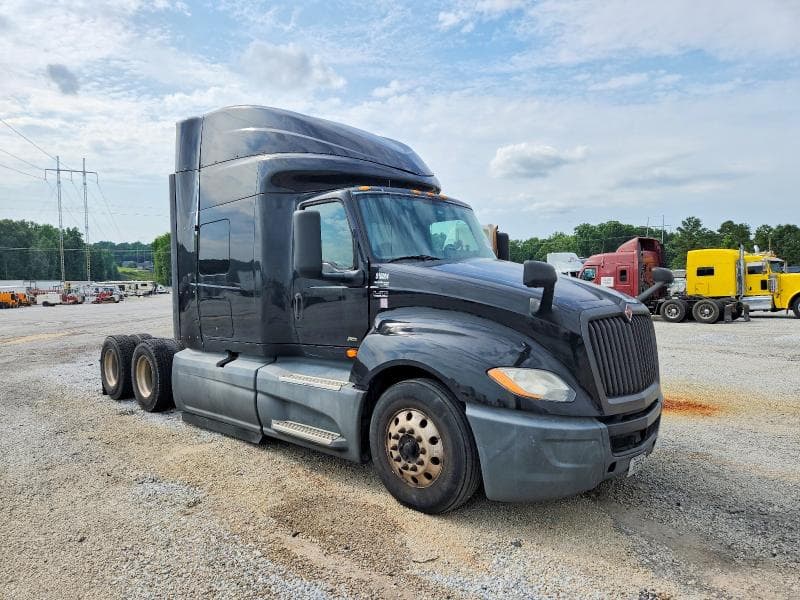 2019 INTERNATIONAL LT625 SEMI TRUCK