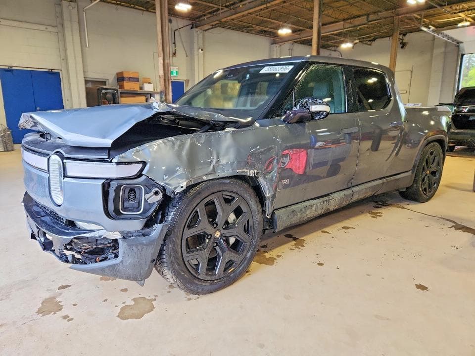 2024 RIVIAN R1T ADVENTURE - 1