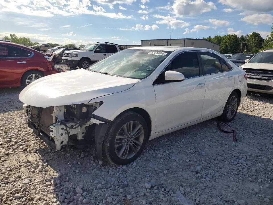 2017 TOYOTA CAMRY SE - 1
