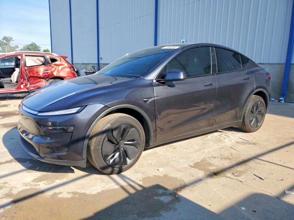 2026 TESLA MODEL Y - 1